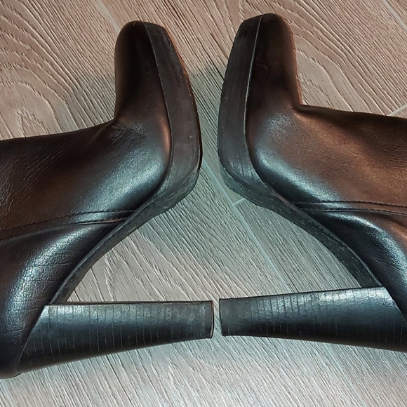 Woman's Boots👢🛍 - Picture 6 of 16